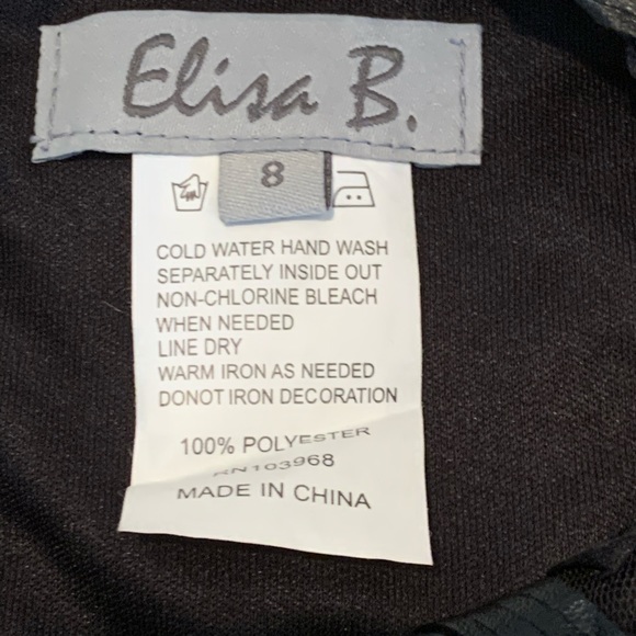 Girls black dress - Picture 5 of 5